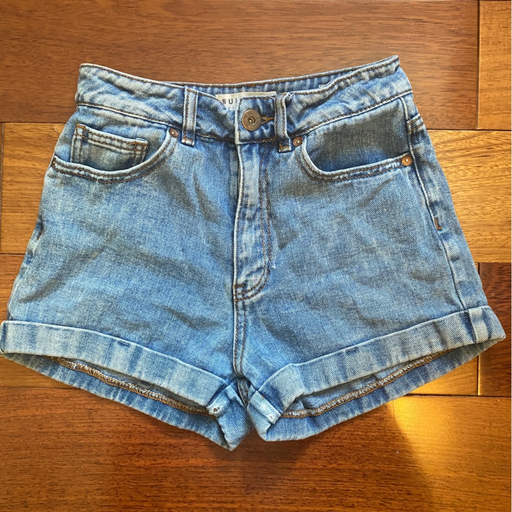 Pacsun size 26 blue mom shorts!